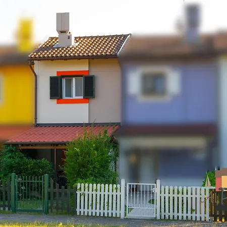 Fiordo Specchio Nautico 이솔라 알바렐라